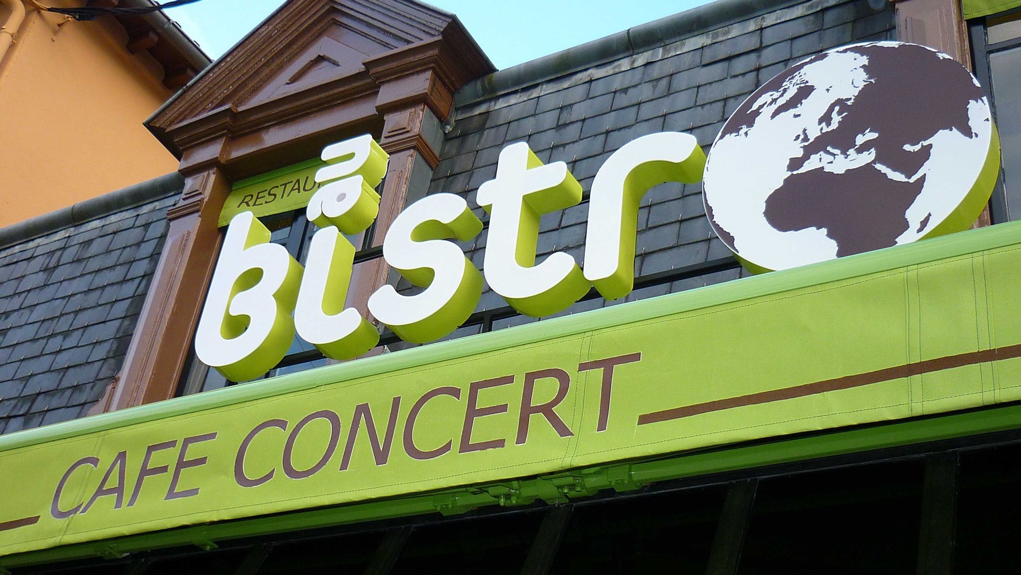 La façade Au Bistro à Sainte-Savine